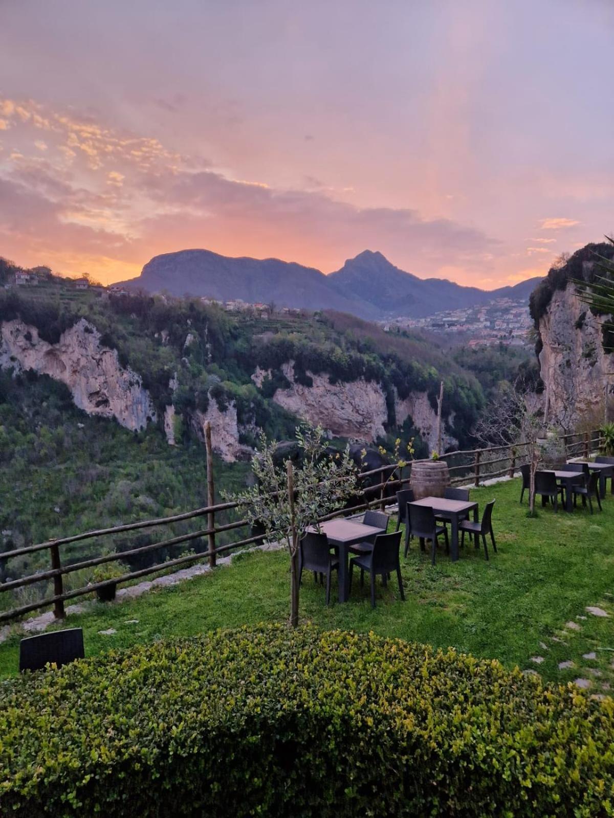 Agriturismo Orrido Di Pino Villa Agerola Exterior foto